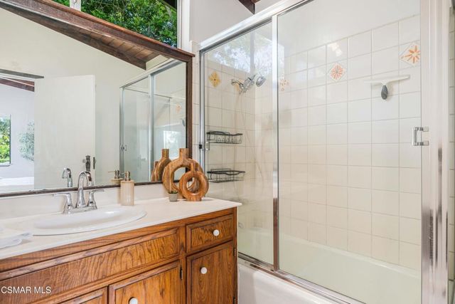 6749 Zumirez Drive, Malibu, CA 90265