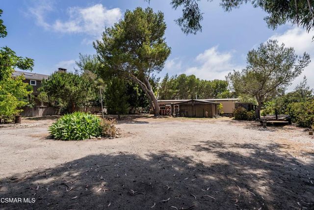 6749 Zumirez Drive, Malibu, CA 90265