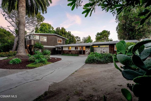 6749 Zumirez Drive, Malibu, CA 90265