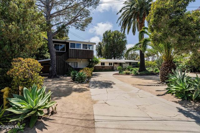6749 Zumirez Drive, Malibu, CA 90265