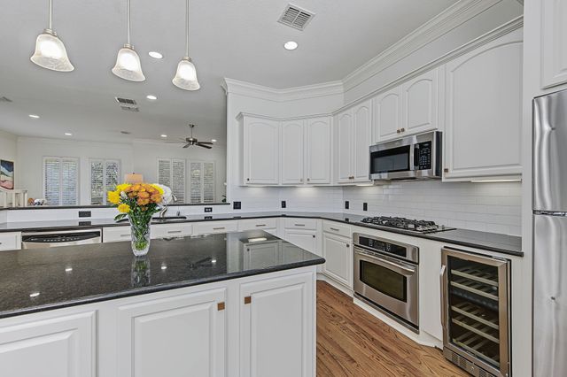3708 Wycliff Avenue, Dallas, TX 75219