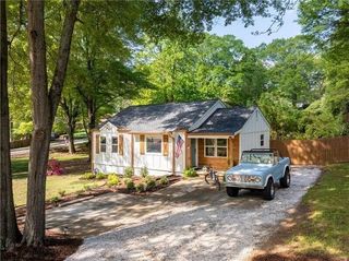 2086 Harold SE Avenue, Smyrna, GA 30080