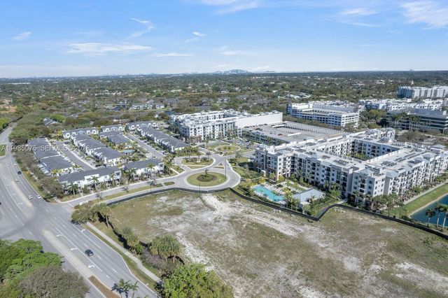 8351 NW 7th Court, Plantation, FL 33324