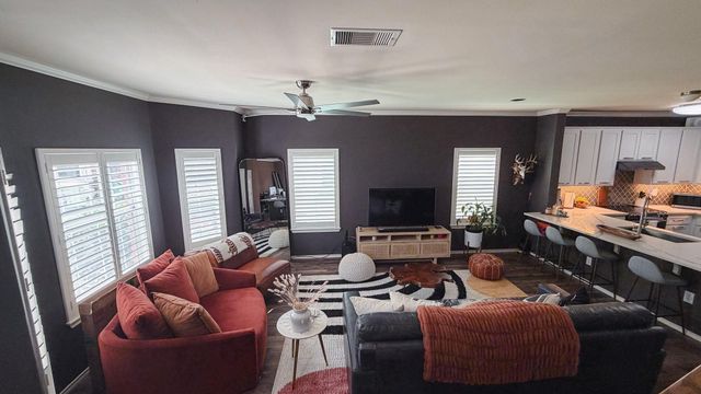 1909 Kemah Village Drive, Kemah, TX 77565