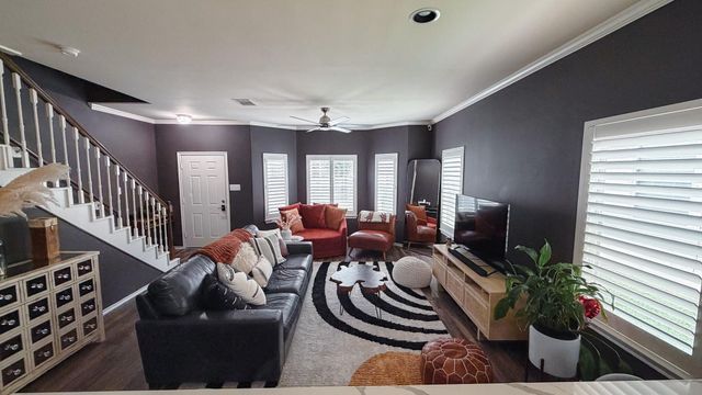 1909 Kemah Village Drive, Kemah, TX 77565