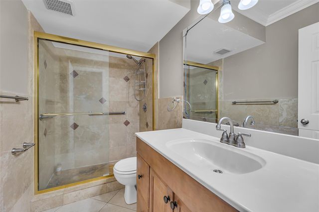 960 NW 45th St B3, Deerfield Beach, FL 33064