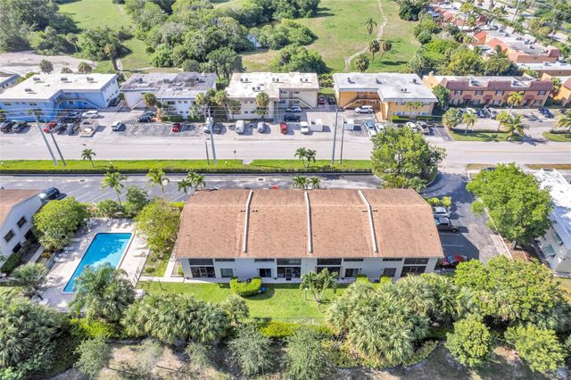 960 NW 45th St B3, Deerfield Beach, FL 33064