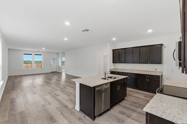 3016 Trumpet Vine, New Braunfels, TX 78130