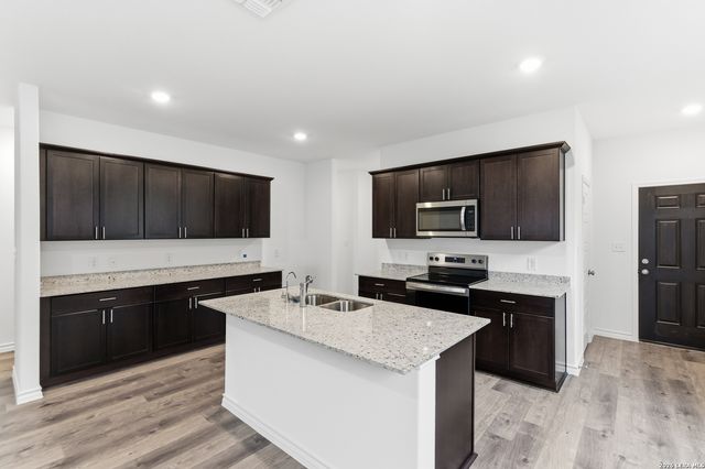 3016 Trumpet Vine, New Braunfels, TX 78130