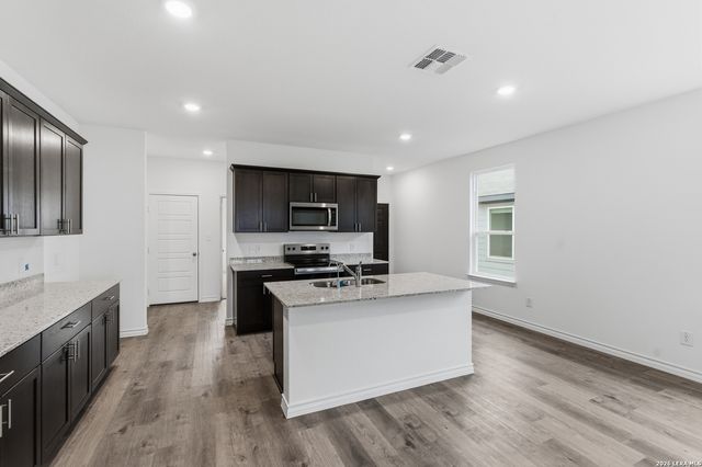 3016 Trumpet Vine, New Braunfels, TX 78130