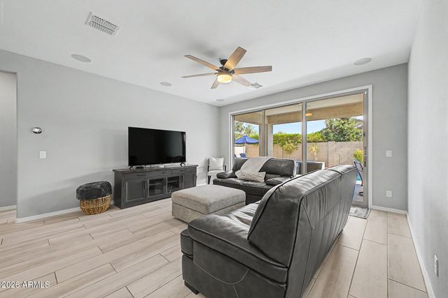 19987 W GLENROSA Avenue, Litchfield Park, AZ 85340