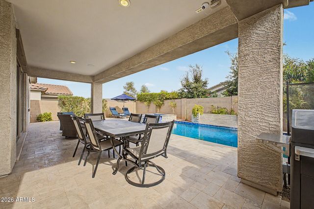 19987 W GLENROSA Avenue, Litchfield Park, AZ 85340