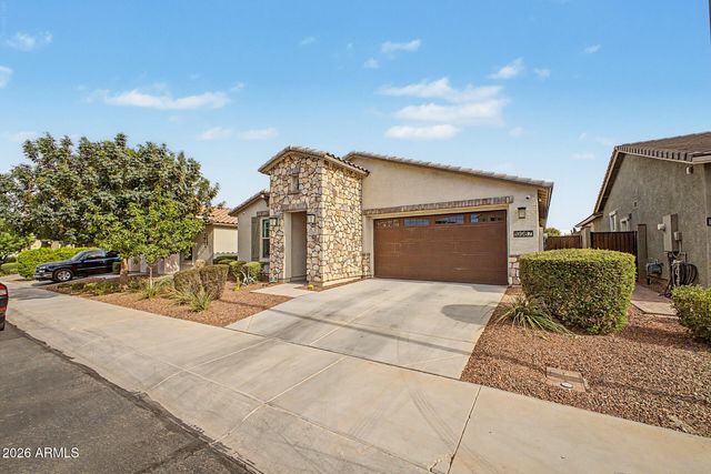 19987 W GLENROSA Avenue, Litchfield Park, AZ 85340