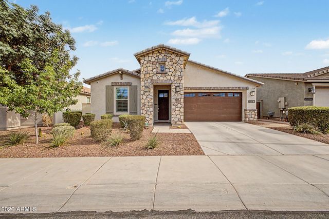 19987 W GLENROSA Avenue, Litchfield Park, AZ 85340
