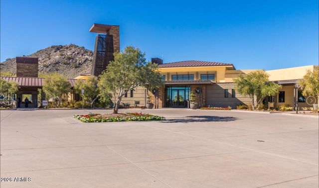 19987 W GLENROSA Avenue, Litchfield Park, AZ 85340