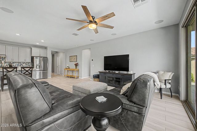 19987 W GLENROSA Avenue, Litchfield Park, AZ 85340