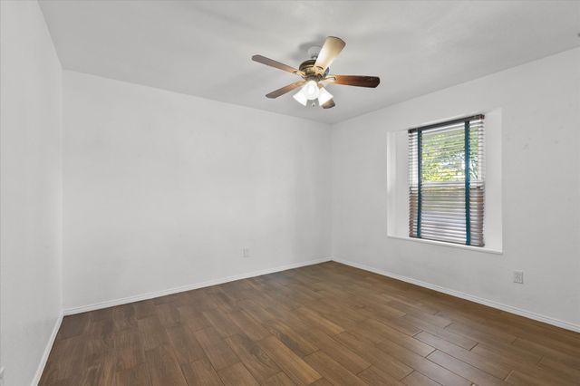 2704 Wolff Drive, Arlington, TX 76015