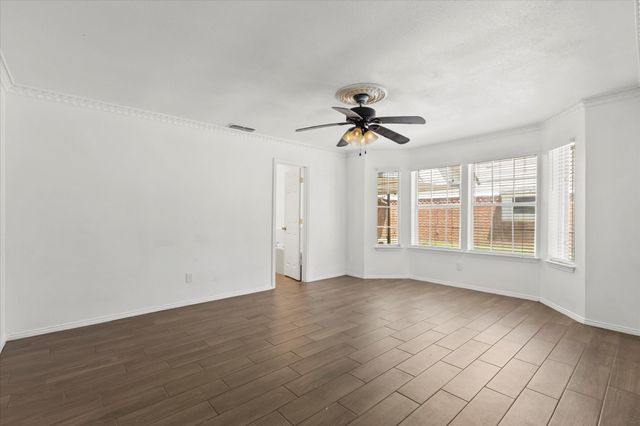 2704 Wolff Drive, Arlington, TX 76015