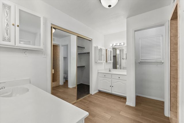 2704 Wolff Drive, Arlington, TX 76015