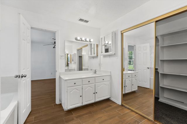 2704 Wolff Drive, Arlington, TX 76015