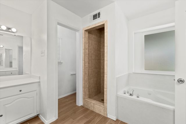 2704 Wolff Drive, Arlington, TX 76015