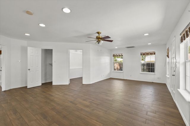 2704 Wolff Drive, Arlington, TX 76015