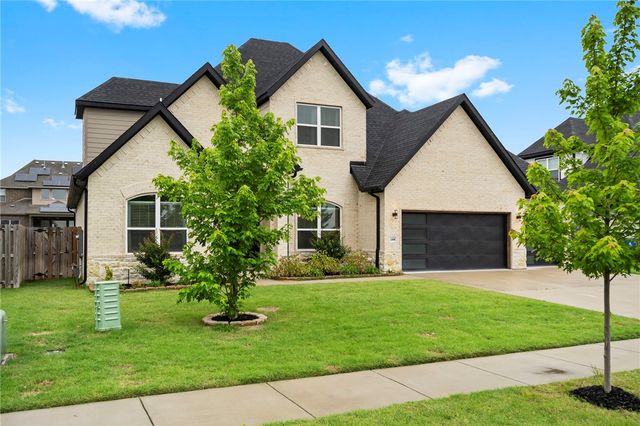 1408 SW Breeze Court, Bentonville, AR 72713