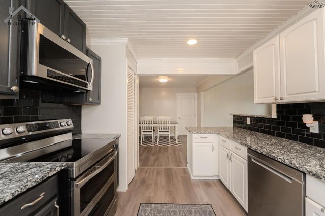 11 SURREY CIRCLE, Wichita Falls, TX 76309