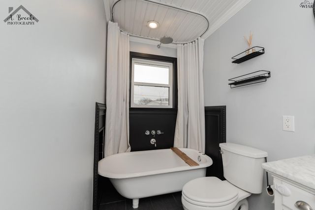 11 SURREY CIRCLE, Wichita Falls, TX 76309