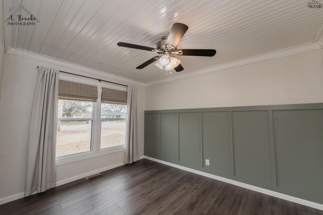 11 SURREY CIRCLE, Wichita Falls, TX 76309