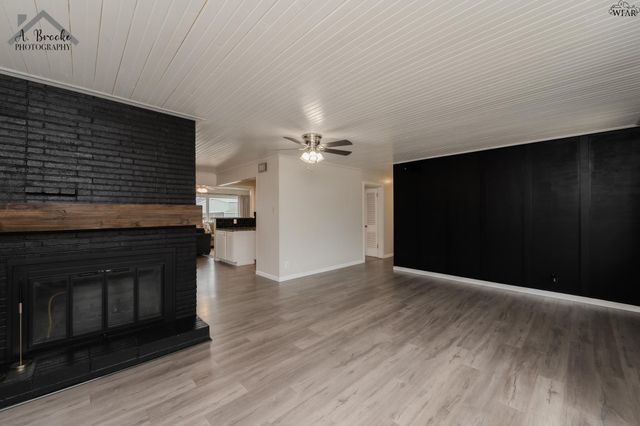 11 SURREY CIRCLE, Wichita Falls, TX 76309