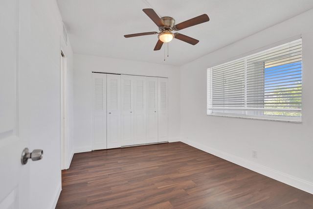 2640 S Garden Dr Drive S 301, Lake Worth, FL 33461