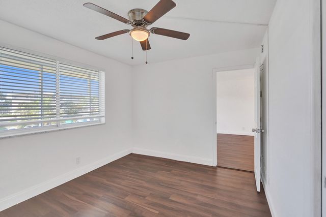 2640 S Garden Dr Drive S 301, Lake Worth, FL 33461