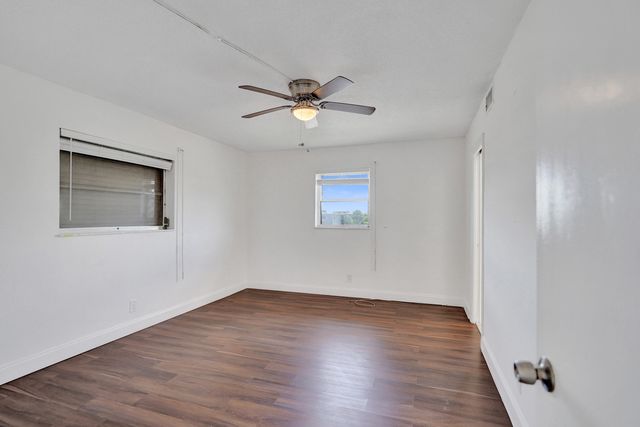 2640 S Garden Dr Drive S 301, Lake Worth, FL 33461
