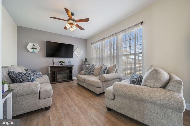 62 QUEEN ANNE CT, Dover, DE 19901