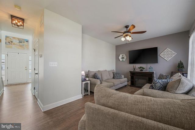 62 QUEEN ANNE CT, Dover, DE 19901