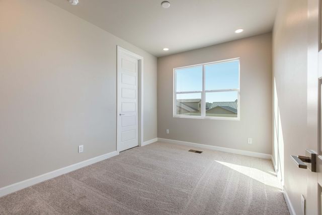 2432 De Kooning Avenue SE, Albuquerque, NM 87105