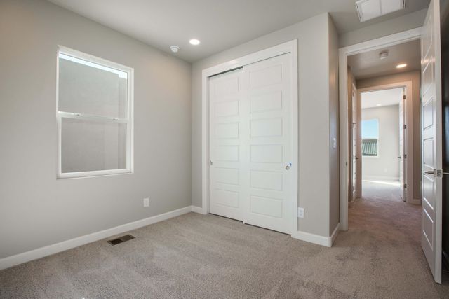 2432 De Kooning Avenue SE, Albuquerque, NM 87105