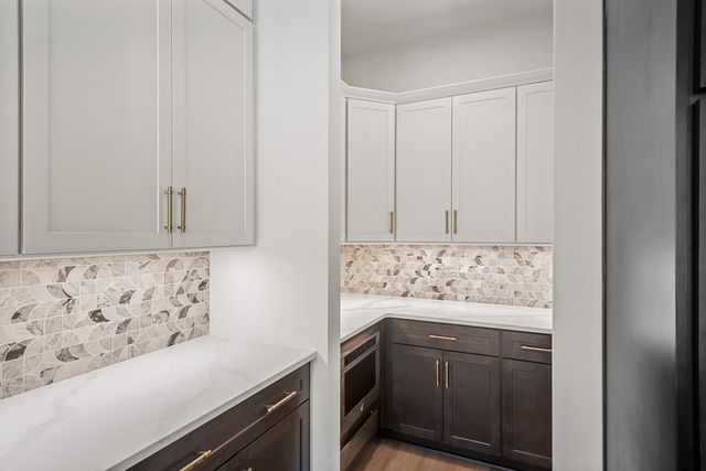 7291 Ruzek Ct, Fairview, TN 37062