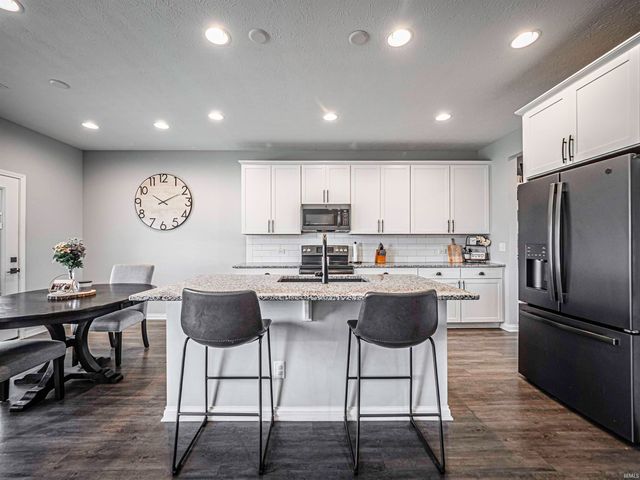 11346 Naas Drive, Evansville, IN 47725