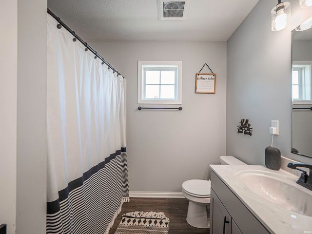 11346 Naas Drive, Evansville, IN 47725