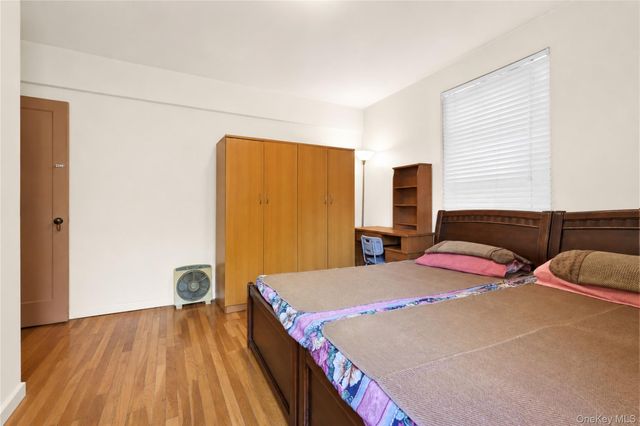 25-34 union Street 2F, Flushing, NY 11354