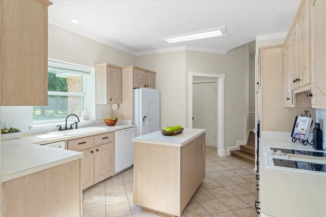 806 Glen Lane, Canton, TX 75103