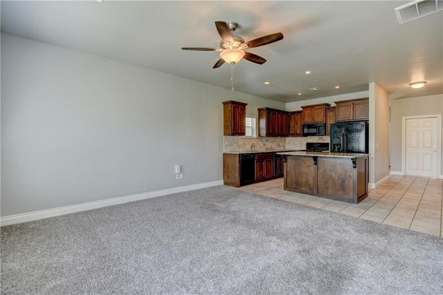 17620 Hampton Park Drive A + B, Edmond, OK 73012
