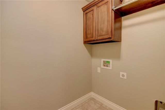 17620 Hampton Park Drive A + B, Edmond, OK 73012