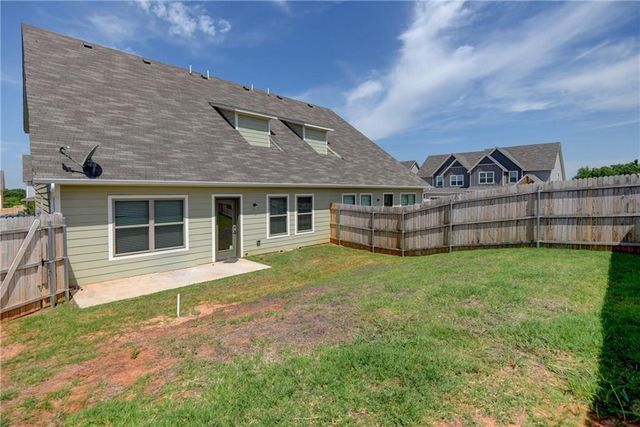 17620 Hampton Park Drive A + B, Edmond, OK 73012