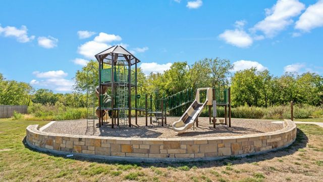 8336 Yaupon Holly Court, Fort Worth, TX 76123