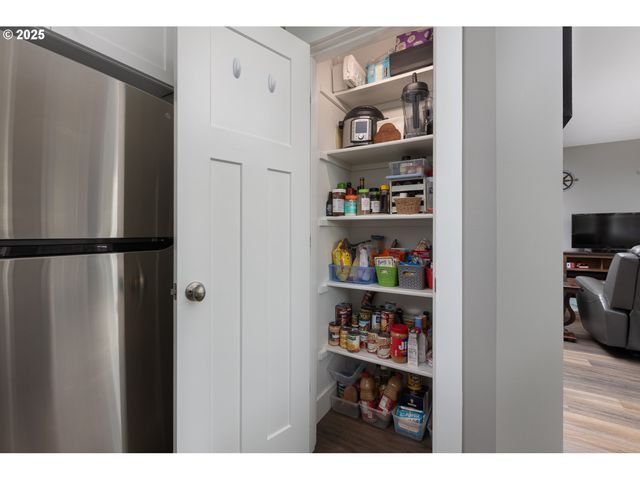 4145 Se INLET Ave, Lincoln City, OR 97367