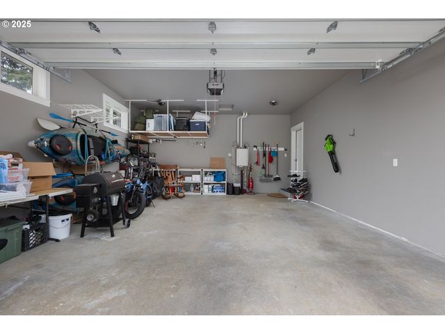 4145 Se INLET Ave, Lincoln City, OR 97367