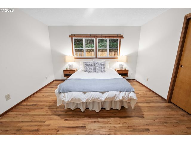 410 Pleasant Ave, Astoria, OR 97103